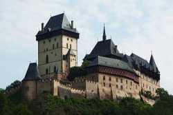 Замок Карлштейн