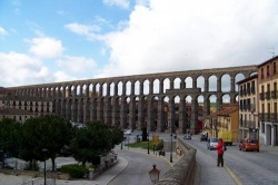 Акведук в Сеговии