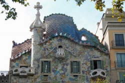 Дом Бальо в Барселоне