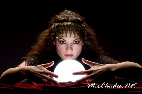 Настоящие колдуны и ведьмы попивают чаек где-нибудь в таежной глубинке, не афишируя ни своих знаний, ни умений.