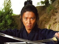 Актер Такуя Кимура в роли легендарного самурая. Мини-сериал «Миямото Мусаси» 2014 года.