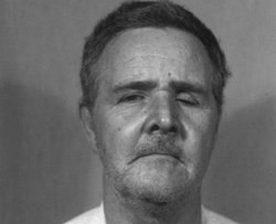 Генри Ли Лукас вошел в историю мировой криминалистики как один из самых кровавых убийц Америки. Генри Ли Лукас вошел в историю мировой криминалистики как один из самых кровавых убийц Америки.