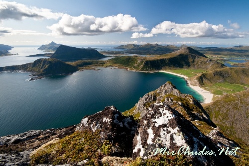Лофотенские острова — архипелаг в составе Норвегии, в 200 км к северу от полярного круга.