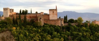 Дворец Альгамбра