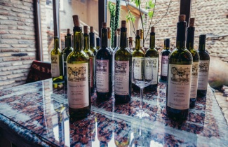 Сухое вино Телиани