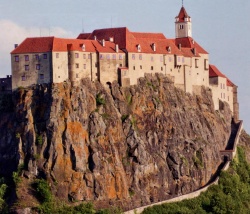 Замок Ригерсбург